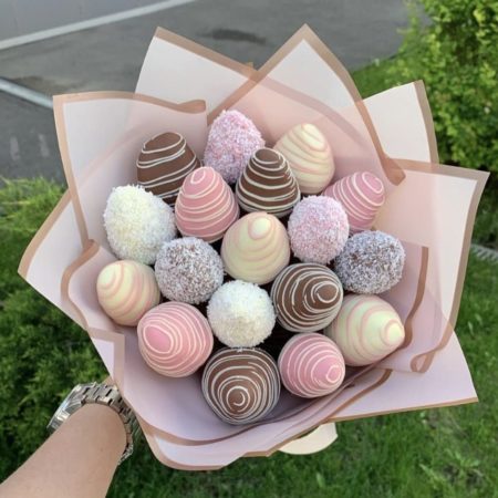 № 210. Букет из клубники в шоколаде